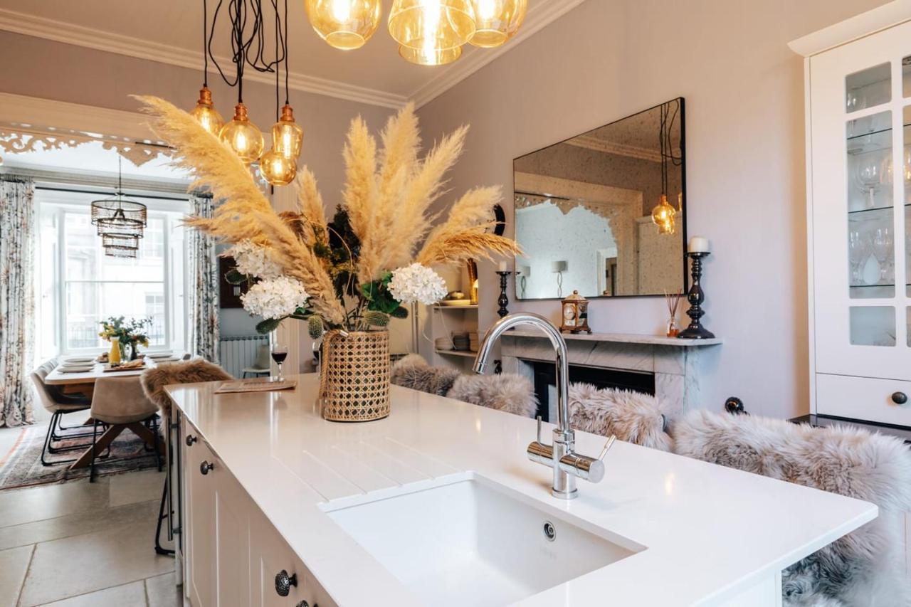 Central Townhouse With Garden & Free Parking Бат Экстерьер фото